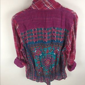 Tolani two sides plaid/floral button down shirt L